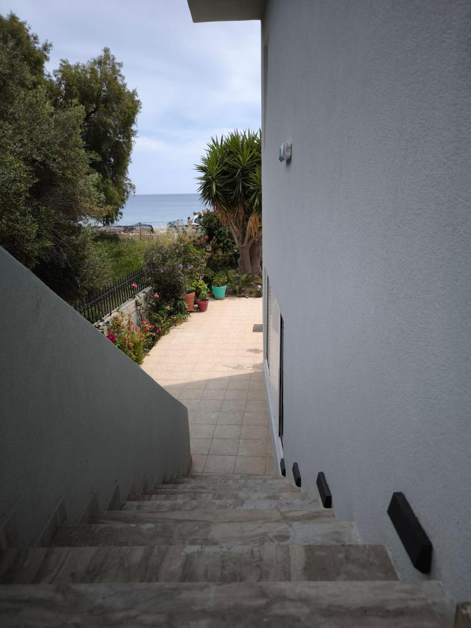 Alexia Rooms Palaiochora Exterior foto